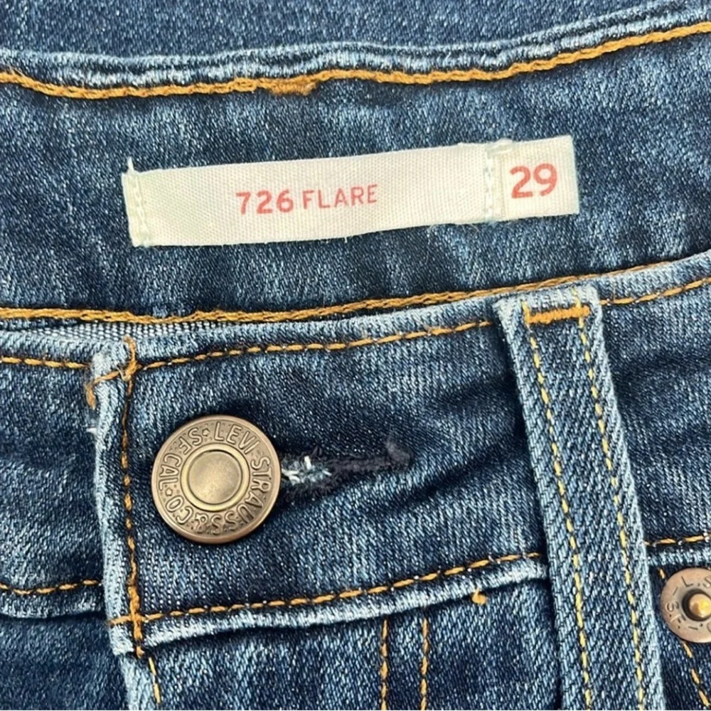 Levi’s 726 Flare Jeans Size 29
